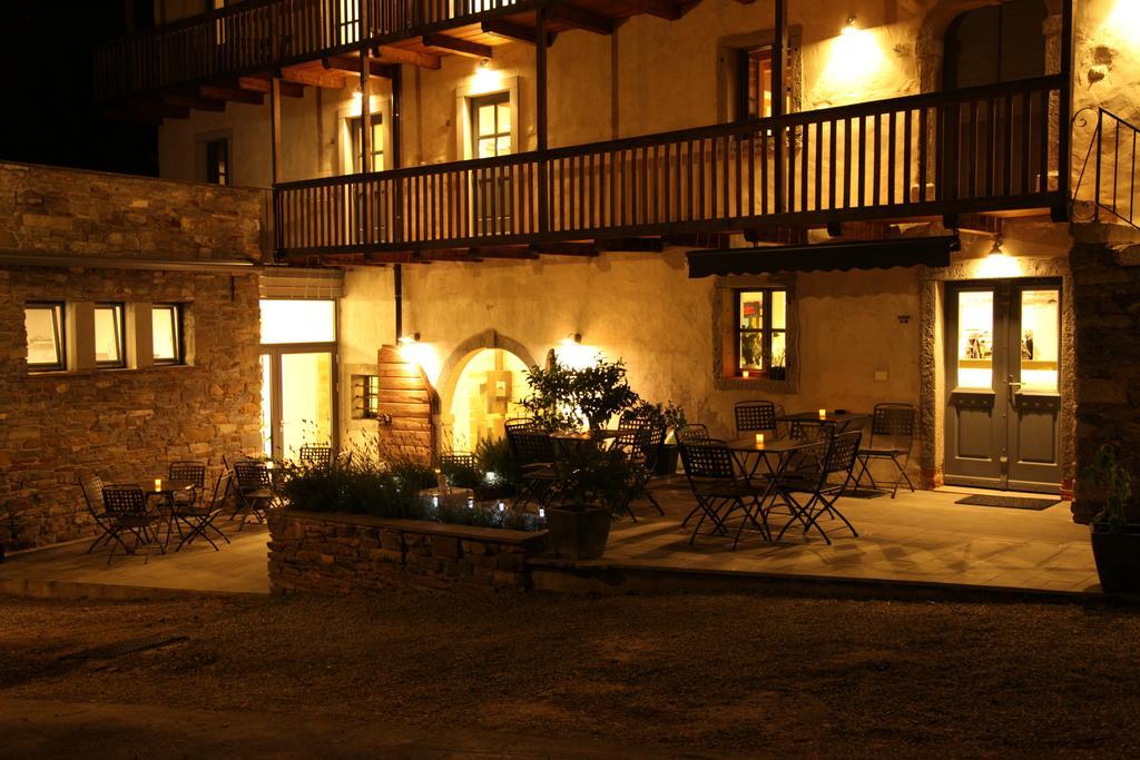 Boutique Hotel Dvor Dobrovo Exterior photo