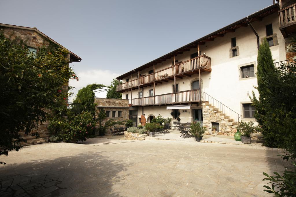Boutique Hotel Dvor Dobrovo Exterior photo