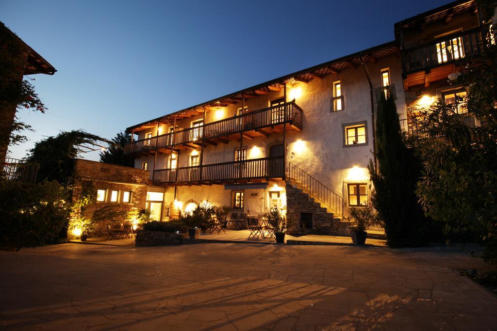 Boutique Hotel Dvor Dobrovo Exterior photo