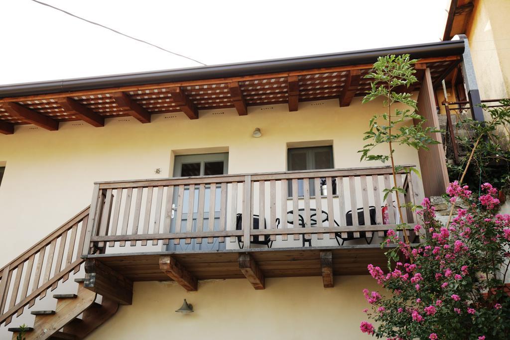 Boutique Hotel Dvor Dobrovo Exterior photo